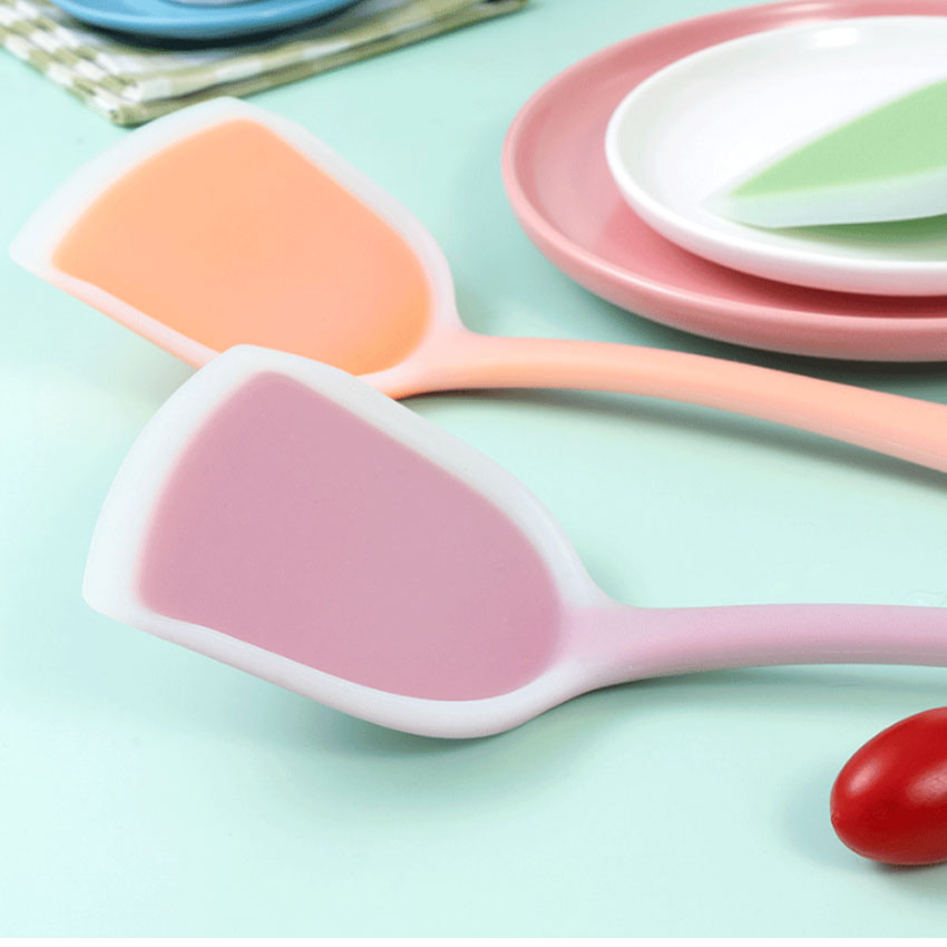 シリコーンキッチンウェアノンスティックセット調理器具ツール卵 - Okonomiyaki Spatula のレビューと価格
