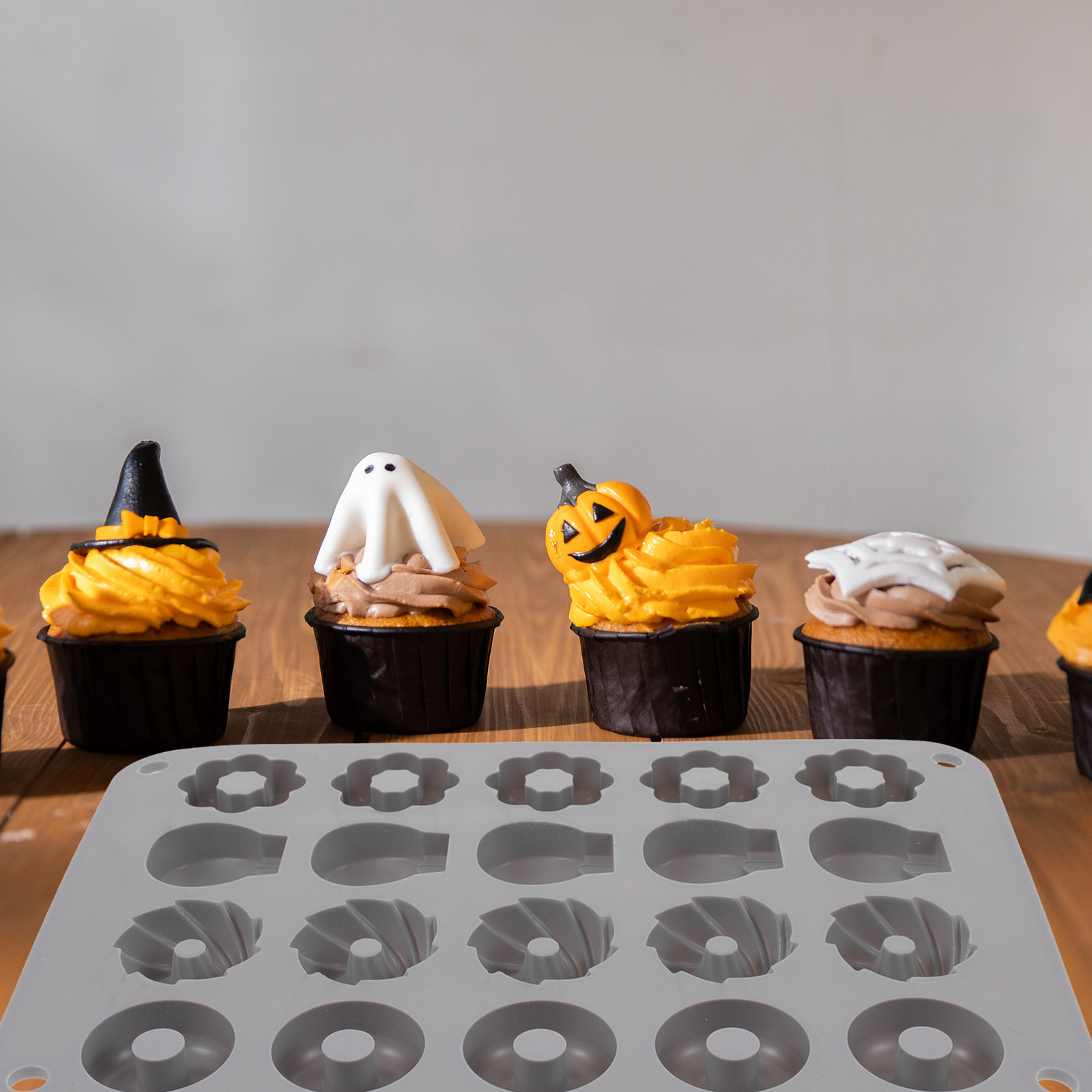ミニチョコレートドーナツシリコンモールド ノンスティック 簡 - Donut Mold Silicone のレビューと価格